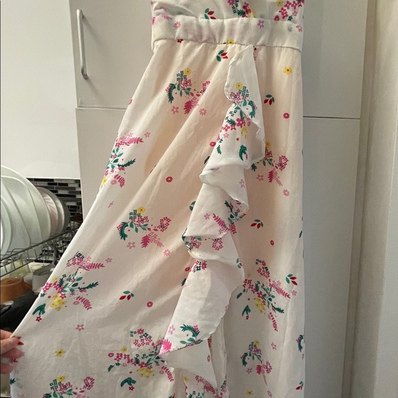 Floral dress perfect for summer events! - Picture 3 of 4